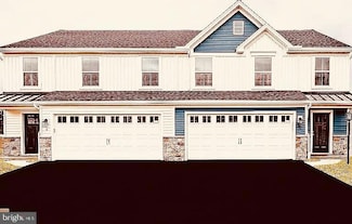 9 Shillington Ln, Carlisle, PA 17013