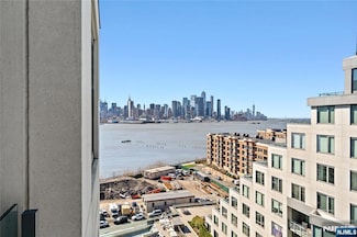 9 Ave at Port Imperial Unit 1111, West New York, NJ 07093