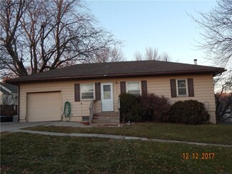 202 E Logan St, Casey, IA 50048