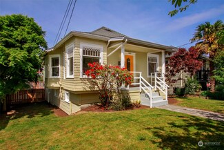6021 48th Ave SW, Seattle, WA 98136