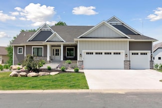 6299 Red Fox Rd, Circle Pines, MN 55014