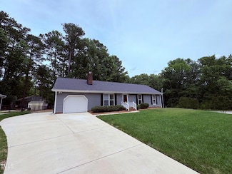 100 Honeysuckle Ln, Cary, NC 27513