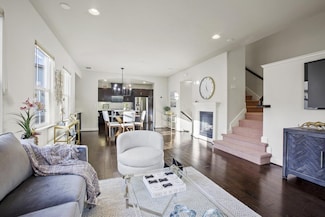 400 Chagall St, Mountain View, CA 94041