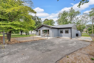 103 Deery Ln, Tullahoma, TN 37388
