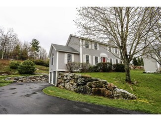 69 Cobblestone Ln, Manchester, NH 03109