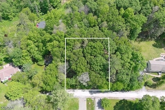 229 Old Chimney Ridge Rd, Montague, NJ 07827