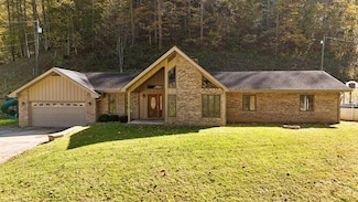 539 Cold Fork, Belfry, KY 41514