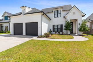 215 Ivory Palm Ct, Youngsville, LA 70592