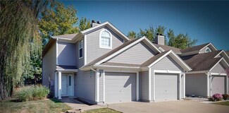 6137 NE Moonstone Ct, Lees Summit, MO 64064