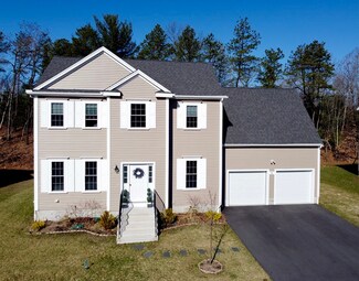 11 Skyview Dr, Millbury, MA 01527