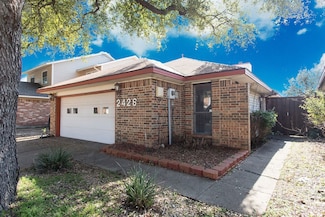 2426 Centaurus Dr, Garland, TX 75044