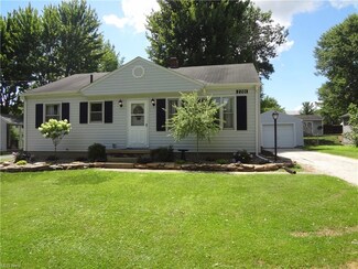 2201 Clearview Ave NW, Warren, OH 44483