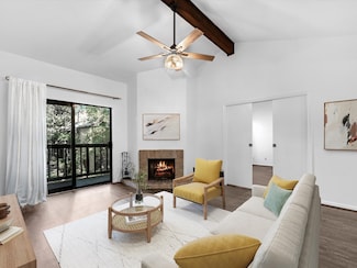 11711 Memorial Dr Unit 570, Houston, TX 77024