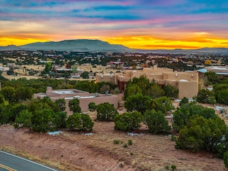 1 Paseo Del Venado, Santa Fe, NM 87506