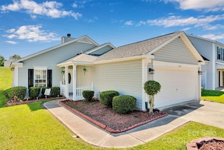 2027 Pimpernel Rd, Charlotte, NC 28213