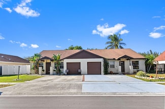 8460 Blue Cypress Dr, Lake Worth, FL 33467