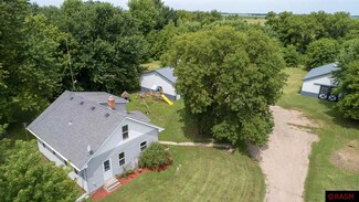 37408 276th St, Henderson, MN 56044