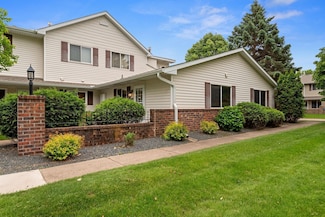7568 15th Street Ln N Unit 708, Saint Paul, MN 55128