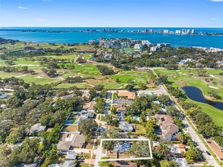 326 Wildwood Way, Belleair, FL 33756