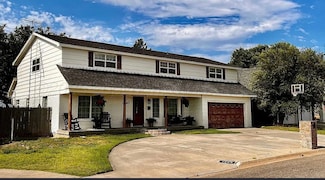 1306 Evergreen St, Borger, TX 79007