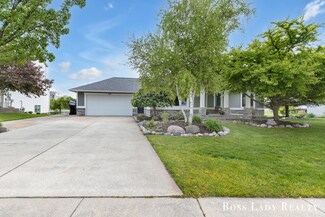 3260 Jamieson Dr, Hudsonville, MI 49426
