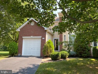 712 Manchester Dr, Maple Glen, PA 19002