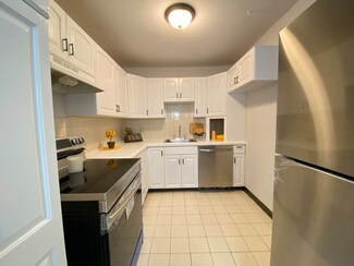 11 Weld St Unit 4, Framingham, MA 01702