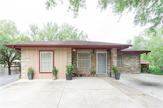 2425 Cesar Menchaca Ct, Harlingen, TX 78550