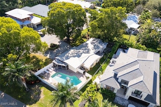 1290 10th Ave N, Naples, FL 34102