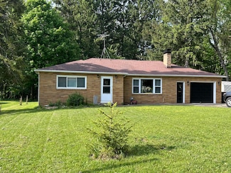 318 E Cass St, Bangor, MI 49013