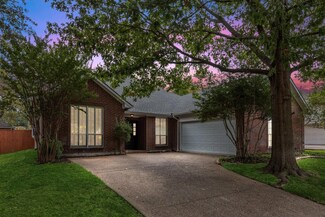114 Fountain Hills Dr, Garland, TX 75044