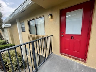 2621 Riverside Dr Unit 6, Coral Springs, FL 33065