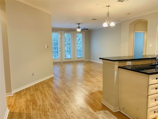 1020 Texas St Unit 3204, Fort Worth, TX 76102