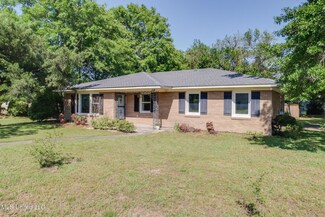 110 Woodbine Dr, Gulfport, MS 39507