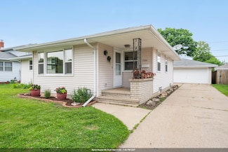 1500 E Lindbergh St, Appleton, WI 54911