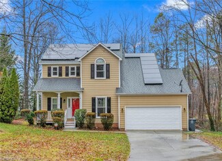 12 Printers Ln, Greensboro, NC 27407