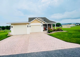 232 Basswood Dr, Martinsburg, PA 16662