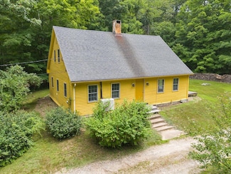 89 Pond Rd, Standish, ME 04084
