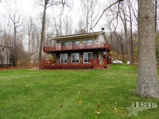10315 E 665 S, Wolcottville, IN 46795