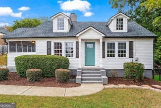 266 Crescent Cir SW, Marietta, GA 30064