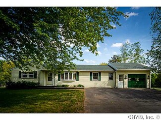 6 Richard Ave, Pennellville, NY 13132