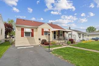3104 Sangamon St, Steger, IL 60475