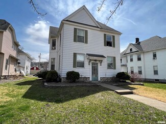 4224 7th Ave, Rock Island, IL 61201