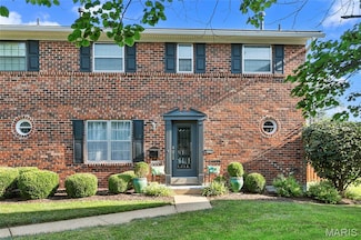 1158 Cantina Dr, Saint Louis, MO 63141