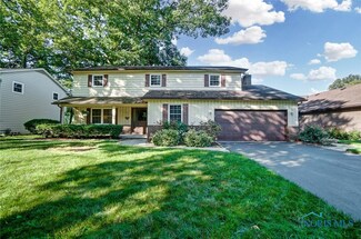 1720 Pinelawn Dr, Toledo, OH 43614