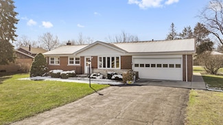 1322 Oak Ave, Lemont, IL 60439