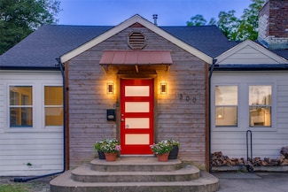 1300 Mountain Lake Rd, Dallas, TX 75224