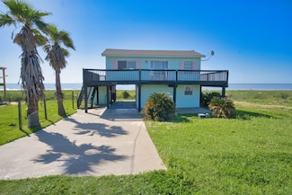 2140 County Road 230, Bay City, TX 77414