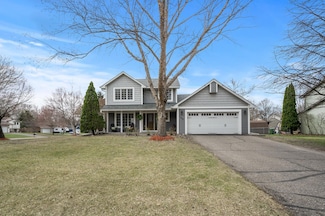 188 Sunflower Ln, Circle Pines, MN 55014