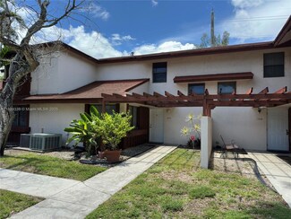 650 NW 210th St Unit 10427, Miami, FL 33169